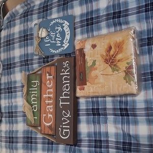 3 pc Fall Autumn Thanksgiving lot tablecloth Family Gather Thanks Home decor